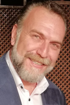 Yaşar Aydınlıoğlu